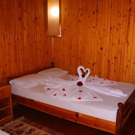 Hotel Toll Side
